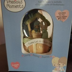 Precious Moments Snow Globe Come Let Us Adore Him O Little Town of Bethlehem
